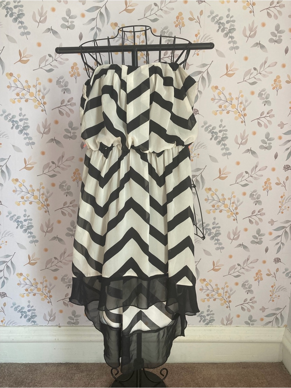 Strapless Chevron High-Low Dress - Black & White